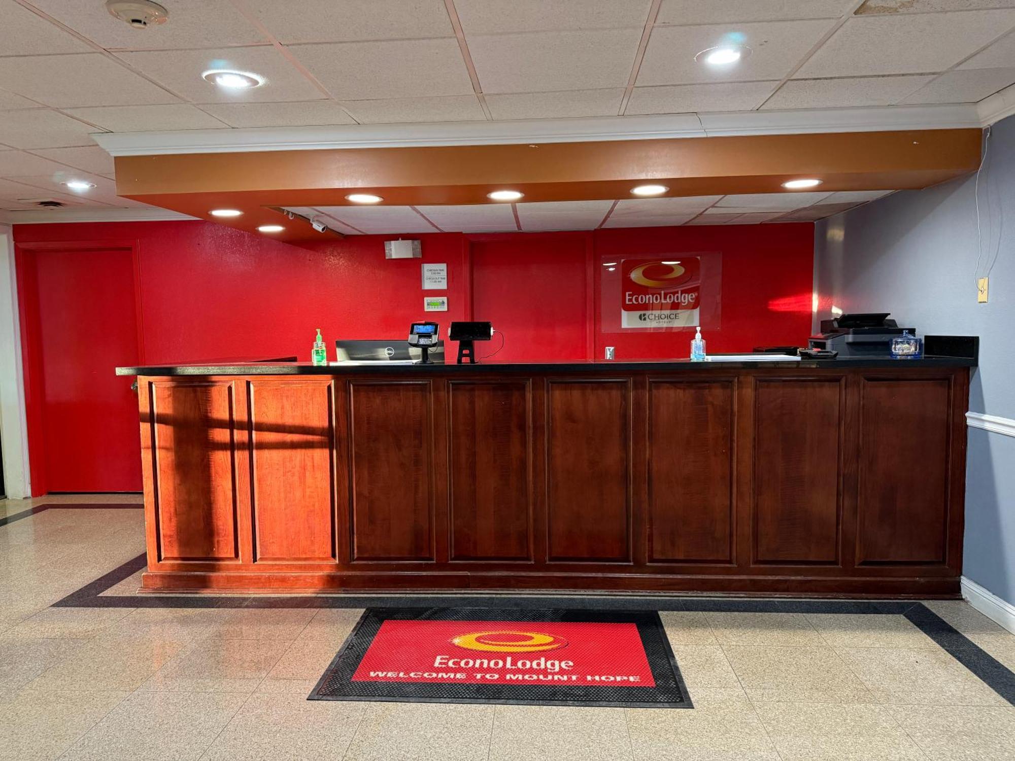 Econo Lodge Mt Hope - Beckley Mount Hope Eksteriør billede