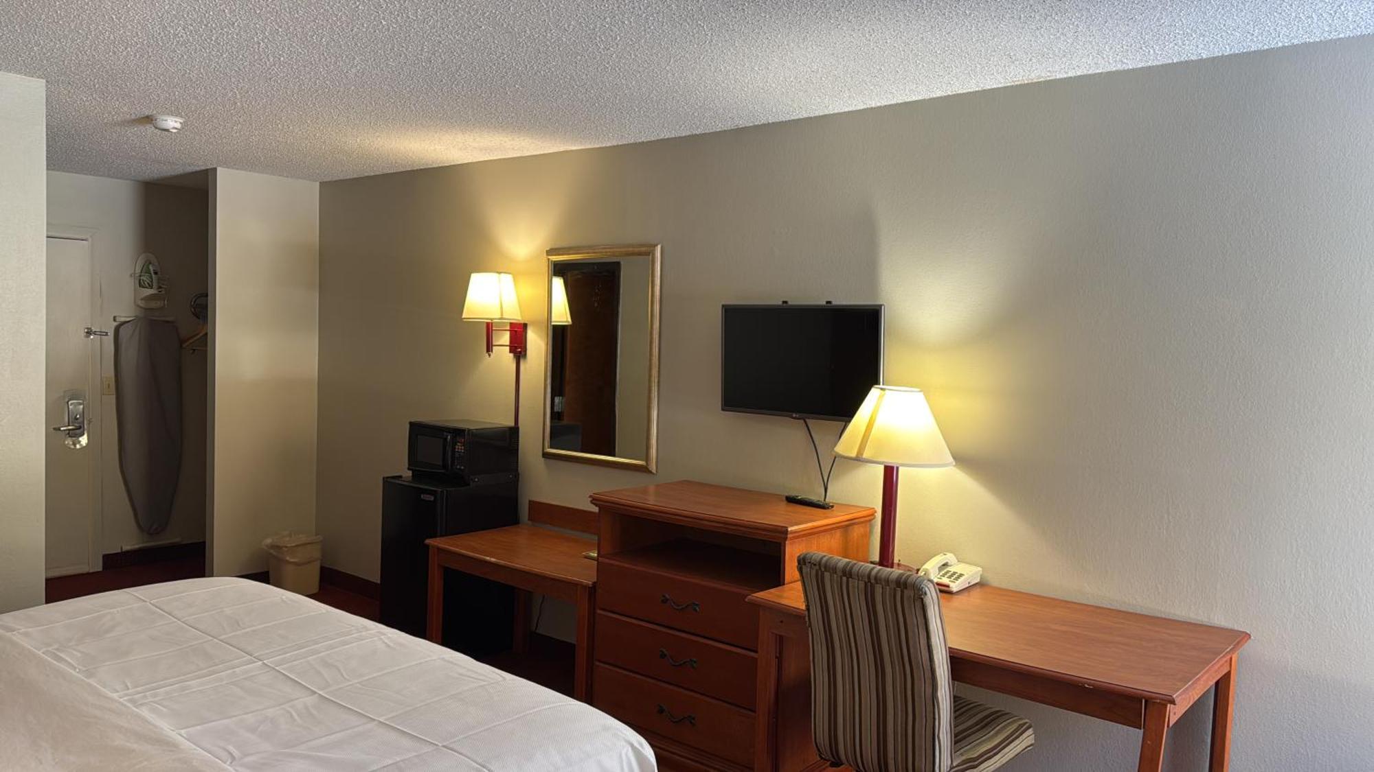 Econo Lodge Mt Hope - Beckley Mount Hope Eksteriør billede
